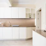 Guestready - Typical Experience In Apartment